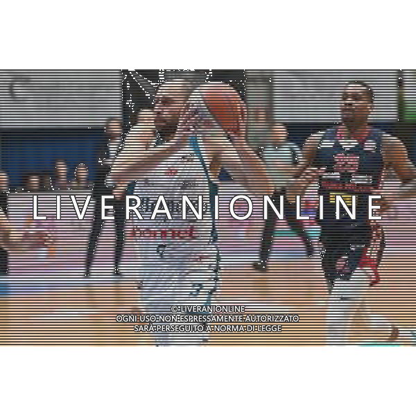 © TVRG Luigi Sergio (Cantu\') San Bernardo-Cinelandia Park Cantu\' vs Urania Milano 12a giornata - Campionato Serie A2 girone verde Desio (MB) 21-12-2021 PalaBancoDesio foto Roberto Garavaglia/ag. Aldo Liverani sas/AGENZIA ALDO LIVERANI SAS