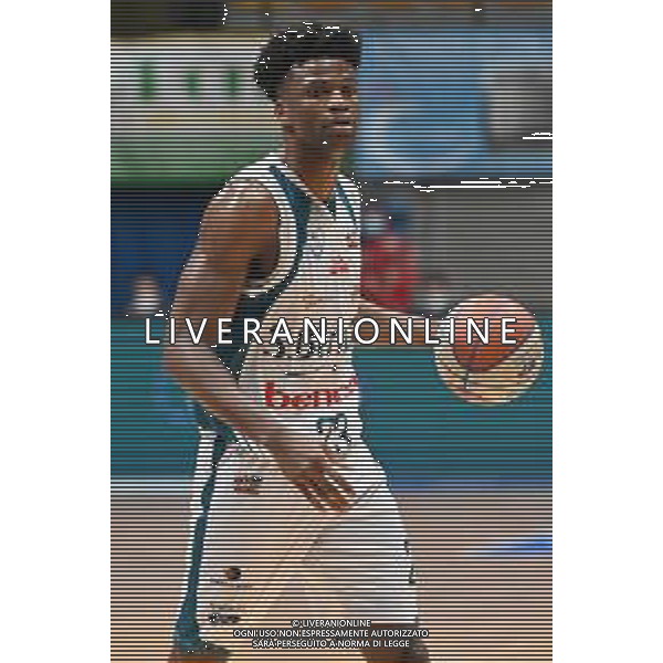 ¬© TVRG Jordan Bayehe (Cantu\') San Bernardo-Cinelandia Park Cantu\' vs Urania Milano 12a giornata - Campionato Serie A2 girone verde Desio (MB) 21-12-2021 PalaBancoDesio foto Roberto Garavaglia/ag. Aldo Liverani sas/AGENZIA ALDO LIVERANI SAS
