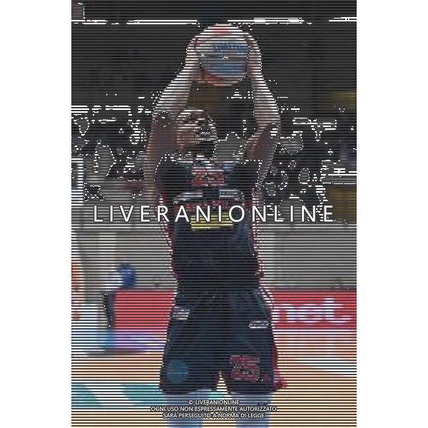© TVRG Aaron Thomas (Urania Milano) San Bernardo-Cinelandia Park Cantu\' vs Urania Milano 12a giornata - Campionato Serie A2 girone verde Desio (MB) 21-12-2021 PalaBancoDesio foto Roberto Garavaglia/ag. Aldo Liverani sas/AGENZIA ALDO LIVERANI SAS