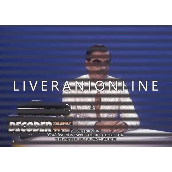 RETROSPETTIVA TEO TEOCOLI ATTORE NELLA FOTO TEO TEOCOLI NELLO SPOT TELEVISIVO DI TELEPIU\' AG ALDO LIVERANI SAS