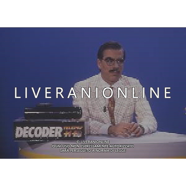 RETROSPETTIVA TEO TEOCOLI ATTORE NELLA FOTO TEO TEOCOLI NELLO SPOT TELEVISIVO DI TELEPIU\' AG ALDO LIVERANI SAS