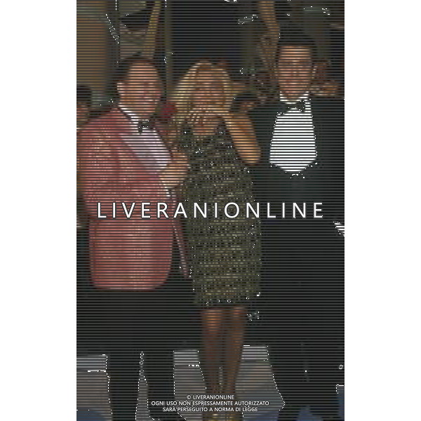 RETROSPETTIVA TEO TEOCOLI ATTORE NELLA FOTO TEO TEOCOLI CON MASSIMO BOLDI E MARA VENIER AG ALDO LIVERANI SAS 