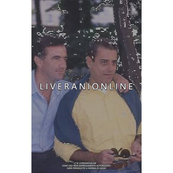 RETROSPETTIVA TEO TEOCOLI ATTORE NELLA FOTO TEO TEOCOLI CON GENE GNOCCHI NELL\'ANNO 1990 AG ALDO LIVERANI SAS  