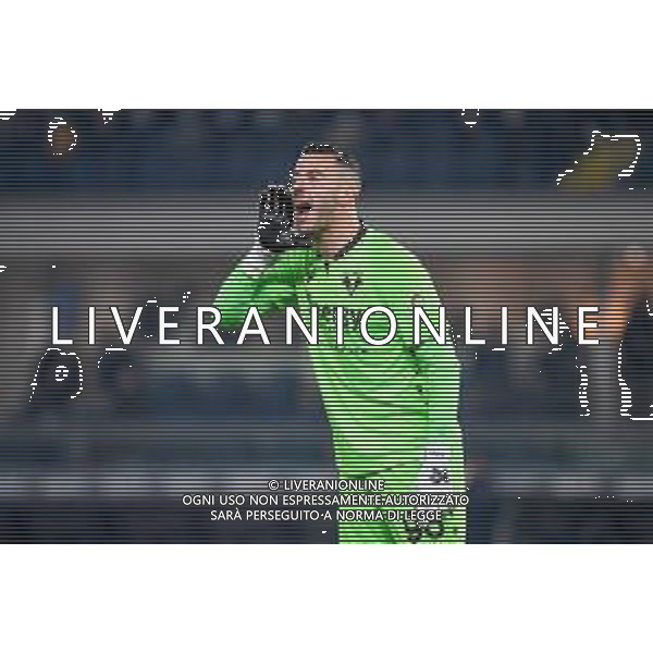 GriffoniE/LMedia - Hellas Verona FC vs ACF Fiorentina - italian soccer Serie A match 2021/2022 22 December 2021 - Marcantonio Bentegodi stadium, Verona, Italy Photo showing: Verona\'s Lorenzo Montipo gestures @GriffoniE/LMedia/AGENZIA ALDO LIVERANI SAS