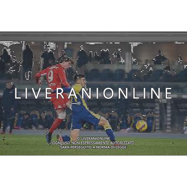 GriffoniE/LMedia - Hellas Verona FC vs ACF Fiorentina - italian soccer Serie A match 2021/2022 22 December 2021 - Marcantonio Bentegodi stadium, Verona, Italy Photo showing: Fiorentina\'s Dusan Vlahovic tries to score a goal @GriffoniE/LMedia/AGENZIA ALDO LIVERANI SAS