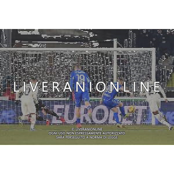 GuglielmiL/LMedia - Empoli FC vs AC Milan - italian soccer Serie A match 2021/2022 22 December 2021 - Carlo Castellani stadium, Empoli, Italy Photo showing: Andrea Pinamonti (Empoli) takes the penalty @GuglielmiL/LMedia/AGENZIA ALDO LIVERANI SAS