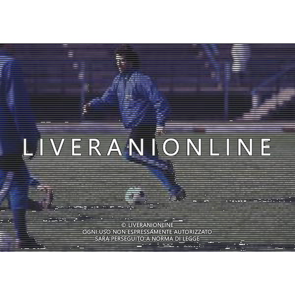 RETROSPETTIVA ROBERTO BORDIN CALCIATORE NELLA FOTO ROBERTO BORDIN CON LA MAGLIA DELL\'ATALANTA CALCIO NELL\'ANNO 1989-1990 AG ALDO LIVERANI SAS