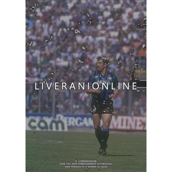 RETROSPETTIVA ROBERTO BORDIN CALCIATORE NELLA FOTO ROBERTO BORDIN CON LA MAGLIA DELL\'ATALANTA CALCIO NELL\'ANNO 1990-1991 AG ALDO LIVERANI SAS