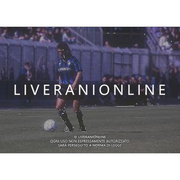 RETROSPETTIVA ROBERTO BORDIN CALCIATORE NELLA FOTO ROBERTO BORDIN CON LA MAGLIA DELL\'ATALANTA CALCIO NELL\'ANNO 1990-1991 AG ALDO LIVERANI SAS