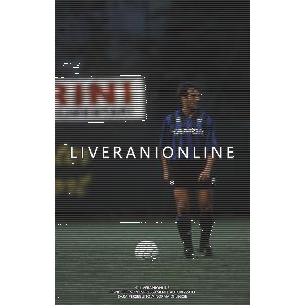 RETROSPETTIVA ROBERTO BORDIN CALCIATORE NELLA FOTO ROBERTO BORDIN CON LA MAGLIA DELL\'ATALANTA CALCIO NELL\'ANNO 1991-1992 AG ALDO LIVERANI SAS