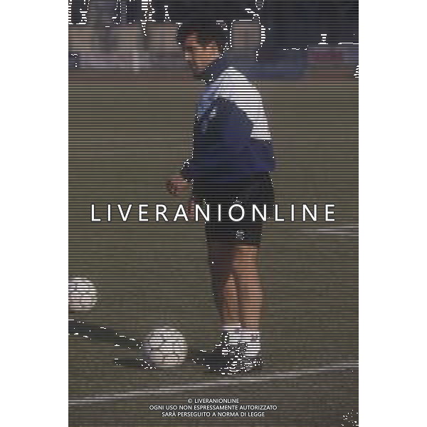 RETROSPETTIVA ROBERTO BORDIN CALCIATORE NELLA FOTO ROBERTO BORDIN CON LA MAGLIA DELL\'ATALANTA CALCIO NELL\'ANNO 1992-1993 AG ALDO LIVERANI SAS