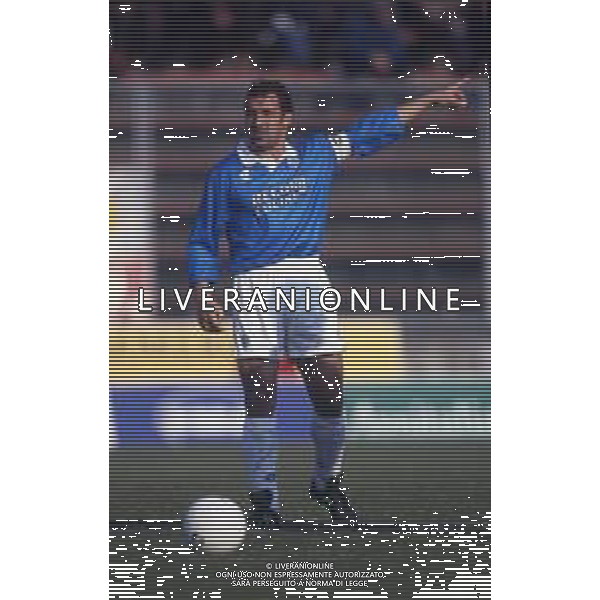 RETROSPETTIVA ROBERTO BORDIN CALCIATORE NELLA FOTO ROBERTO BORDIN CON LA MAGLIA DEL NAPOLI CALCIO AG ALDO LIVERANI SAS