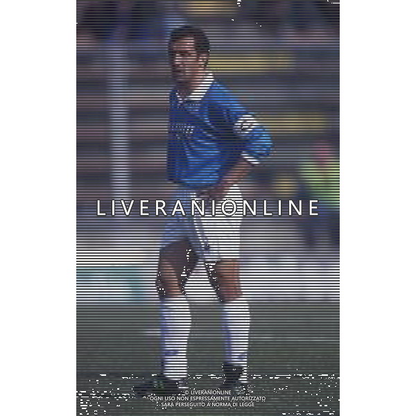RETROSPETTIVA ROBERTO BORDIN CALCIATORE NELLA FOTO ROBERTO BORDIN CON LA MAGLIA DEL NAPOLI CALCIO AG ALDO LIVERANI SAS