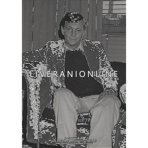 RETROSPETTIVA UMBERTO ORSINI ATTORE NELLA FOTO UMBERTO ORSINI A MILANO TERRAZZA MARTINI NELL\'ANNO 1980 AG ALDO LIVERANI SAS  