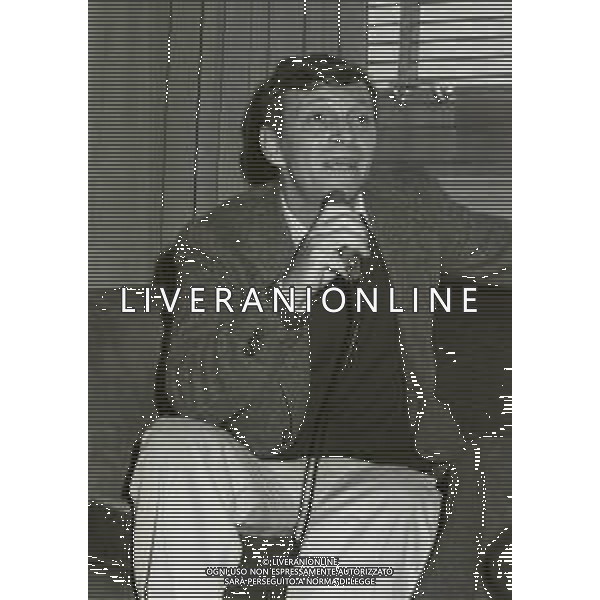 RETROSPETTIVA UMBERTO ORSINI ATTORE NELLA FOTO UMBERTO ORSINI A MILANO TERRAZZA MARTINI NELL\'ANNO 1980 AG ALDO LIVERANI SAS  