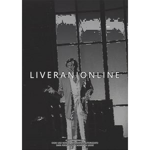 RETROSPETTIVA UMBERTO ORSINI ATTORE NELLA FOTO UMBERTO ORSINI A MILANO TERRAZZA MARTINI NELL\'ANNO 1980 AG ALDO LIVERANI SAS  