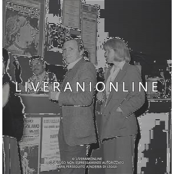 RETROSPETTIVA UMBERTO ORSINI ATTORE NELLA FOTO UMBERTO ORSINI A MILANO NELL\'ANNO 1979 CON ELLEN KESSLER AG ALDO LIVERANI SAS 