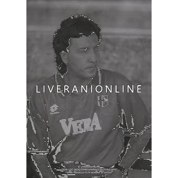 RETROSPETTIVA MAURO SANDREANI ALLENATORE PADOVA CALCIO NELLA FOTO MAURO SANDREANI ALLENATORE PADOVA CALCIO NELL\'ANNO 1993-1994 AG ALDO LIVERANI SAS
