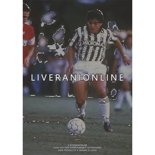 RETROSPETTIVA HUGO MARADONA CALCIATORE NELLA FOTO HUGO MARADONA CON LA MAGLIA DELL\'ASCOLI CALCIO AG ALDO LIVERANI SAS