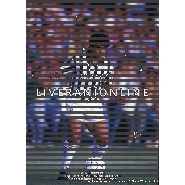 RETROSPETTIVA HUGO MARADONA CALCIATORE NELLA FOTO HUGO MARADONA CON LA MAGLIA DELL\'ASCOLI CALCIO AG ALDO LIVERANI SAS