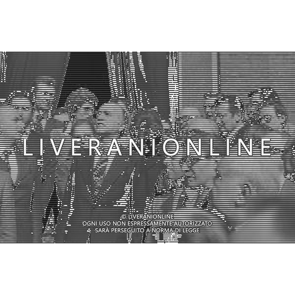 MILANO 03/05/1975 - FUNERALI di SERGIO RAMELLI, aggredito il 13 Aprile da militanti dell\'ultra sinistra che lo colpirono alla testa con chiavii inglesi e sbarre di ferro. NELLA FOTO LA MADRE ANITA CON GIORGIO ALMIRANTE ©Archivio Giovanni Liverani/AG. ALDO LIVERANI SAS