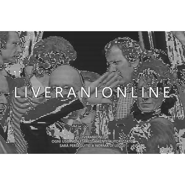 MILANO 03/05/1975 - FUNERALI di SERGIO RAMELLI, aggredito il 13 Aprile da militanti dell\'ultra sinistra che lo colpirono alla testa con chiavii inglesi e sbarre di ferro. NELLA FOTO LA MADRE ANITA CON GIORGIO ALMIRANTE ©Archivio Giovanni Liverani/AG. ALDO LIVERANI SAS