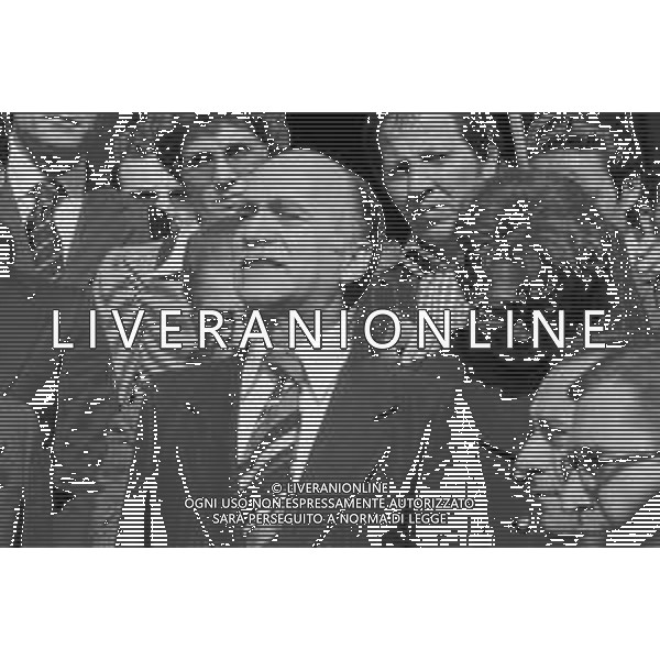 MILANO 03/05/1975 - FUNERALI di SERGIO RAMELLI, aggredito il 13 Aprile da militanti dell\'ultra sinistra che lo colpirono alla testa con chiavii inglesi e sbarre di ferro. NELLA FOTO LA MADRE ANITA CON GIORGIO ALMIRANTE ©Archivio Giovanni Liverani/AG. ALDO LIVERANI SAS