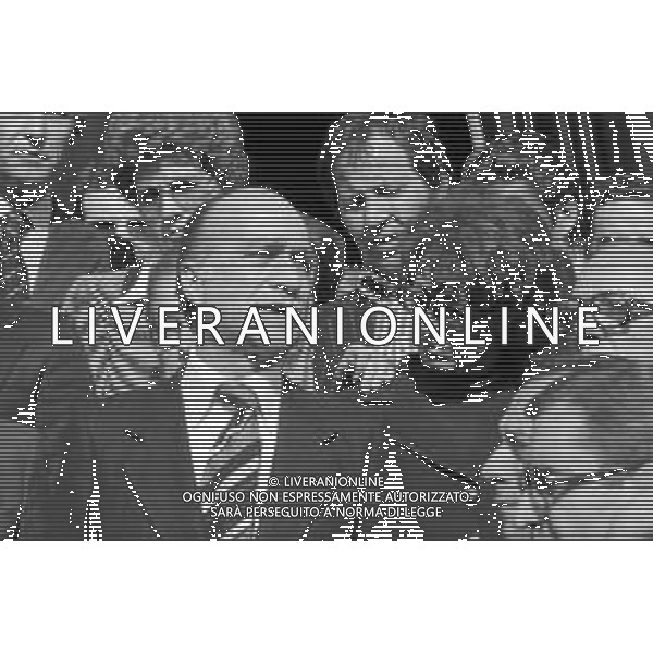 MILANO 03/05/1975 - FUNERALI di SERGIO RAMELLI, aggredito il 13 Aprile da militanti dell\'ultra sinistra che lo colpirono alla testa con chiavii inglesi e sbarre di ferro. NELLA FOTO LA MADRE ANITA CON GIORGIO ALMIRANTE ©Archivio Giovanni Liverani/AG. ALDO LIVERANI SAS