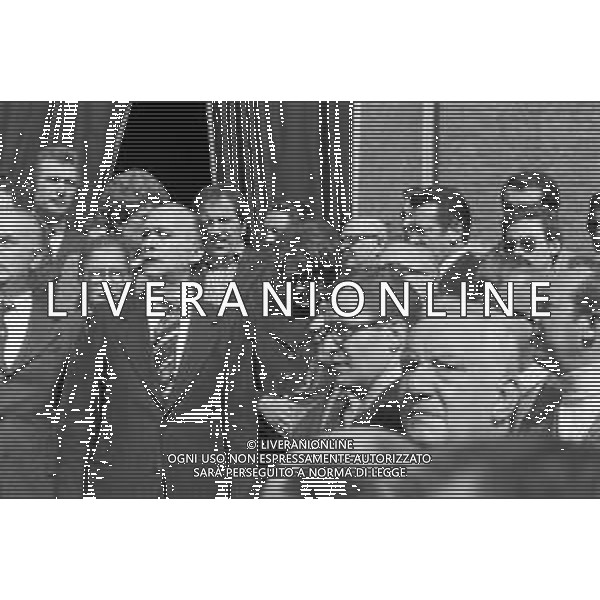 MILANO 03/05/1975 - FUNERALI di SERGIO RAMELLI, aggredito il 13 Aprile da militanti dell\'ultra sinistra che lo colpirono alla testa con chiavii inglesi e sbarre di ferro. NELLA FOTO LA MADRE ANITA CON GIORGIO ALMIRANTE ©Archivio Giovanni Liverani/AG. ALDO LIVERANI SAS