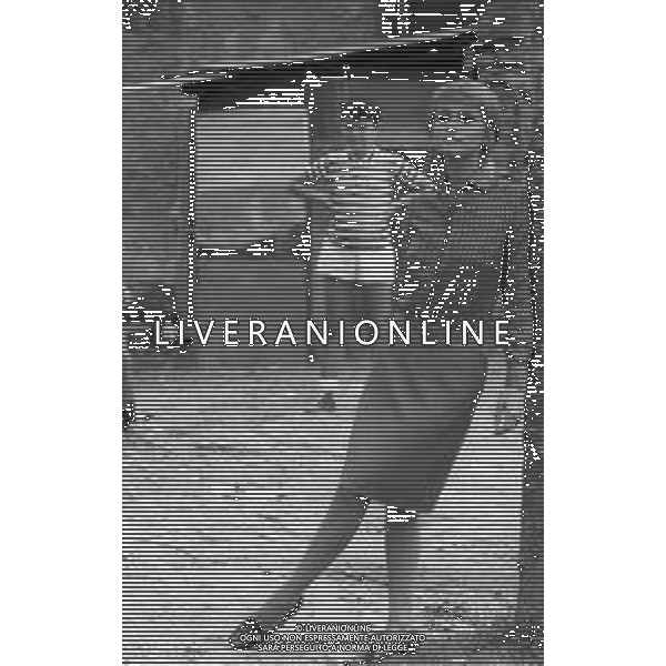 RETROSPETTIVA CARMEN VILLANI CANTANTE NELLA FOTO CARMEN VILLANI A ROMA NELL\'ANNO 1966 AG ALDO LIVERANI SAS 