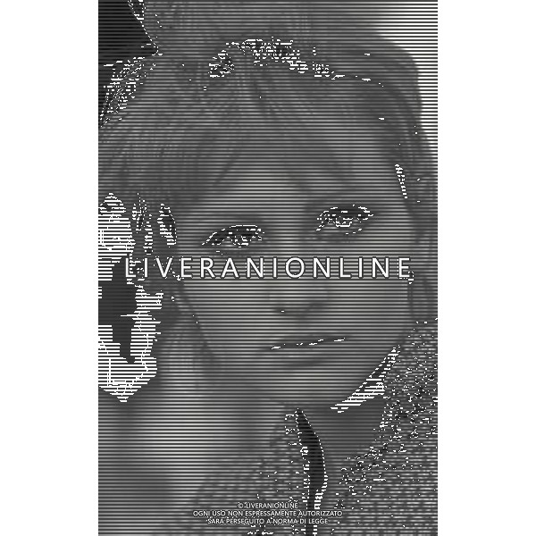 RETROSPETTIVA CARMEN VILLANI CANTANTE NELLA FOTO CARMEN VILLANI A ROMA NELL\'ANNO 1966 AG ALDO LIVERANI SAS 
