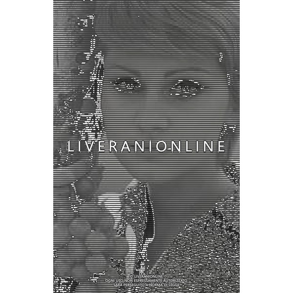 RETROSPETTIVA CARMEN VILLANI CANTANTE NELLA FOTO CARMEN VILLANI A ROMA NELL\'ANNO 1966 AG ALDO LIVERANI SAS 