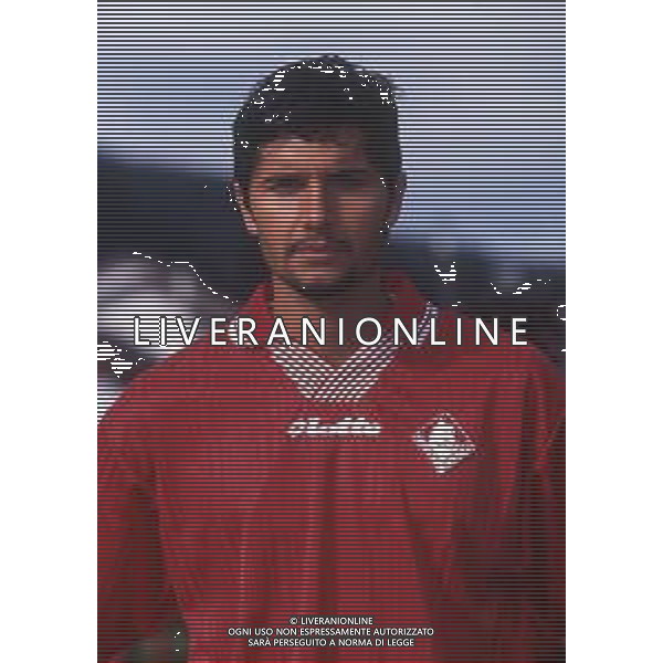 RETROSPETTIVA STEFANO SACCHETTI CALCIATORE NELLA FOTO STEFANO SACCHETTI CON LA MAGLIA DEL PIACENZA CALCIO AG ALDO LIVERANI SAS