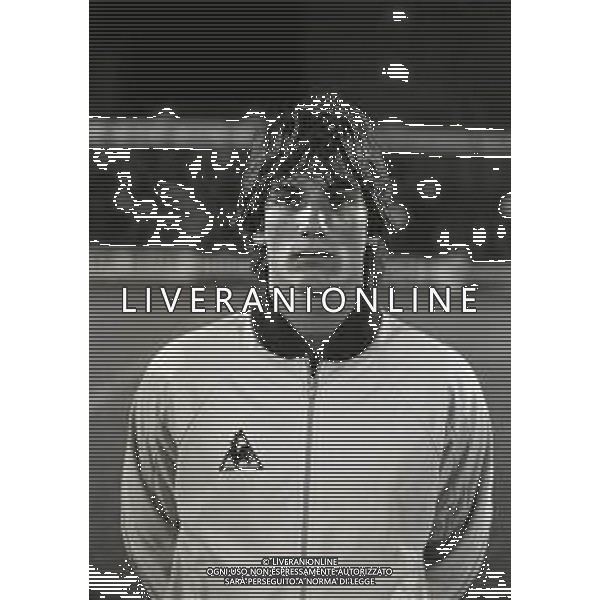 RETROSPETTIVA PIETRO MARIANI CALCIATORE NELLA FOTOT PIETRO MARIANI CON LA MAGLIA UNDER 21 NAZIONALE ITALIANA NELL\'ANNO 1980-1981 AG ALDO LIVERANI SAS