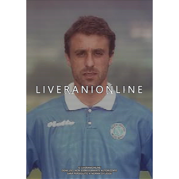 RETROSPETTIVA FRANCESCO TURRINI CALCIATORE NELLA FOTO FRANCESCO TURRINI CON LA MAGLIA DEL NAPOLI CALCIO NELL\'ANNO 1996-1997 AG ALDO LIVERANI SAS 