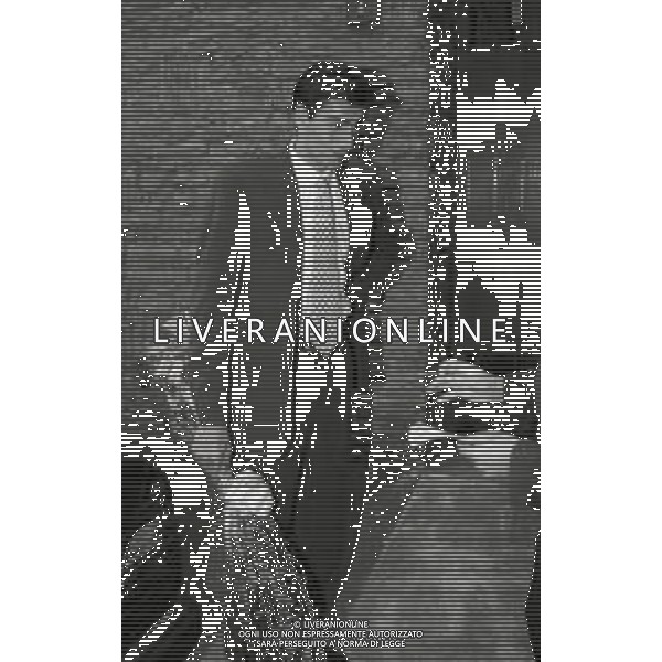 RETROSPETTIVA LUIGI TURCI CALCIATORE NELLA FOTO LUIGI TURCI CON IL SUO PROCURATORE SILVANO MARTINA ARRIVANO ALLA VILLA DEL PRESIDENTE DELL\'INTER ERNESTO PELLEGRINI NELL\'ANNO1994 AG ALDO LIVERANI SAS
