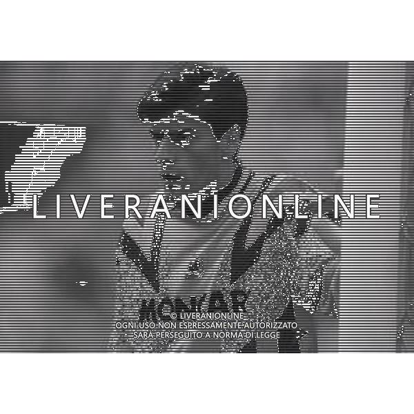 RETROSPETTIVA LUIGI TURCI CALCIATORE NELLA FOTO LUIGI TURCI CON LA MAGLIA DELLA CREMONESE CALCIO NELL\'ANNO 1995-1996 AG ALDO LIVERANI SAS 