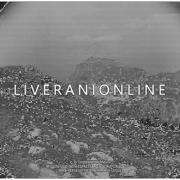 RETROSPETTIVA 1950 - GOLFO DI NAPOLI - VEDUTA DELL\'ISOLA DI CAPRI ©Archivio Giovanni Liverani/AG. ALDO LIVERANI SAS