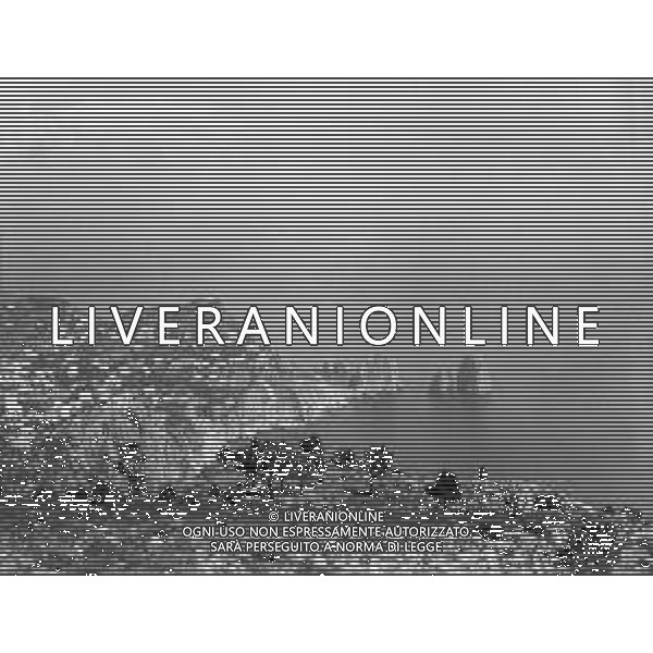 RETROSPETTIVA 1950 - GOLFO DI NAPOLI - ISOLA DI CAPRI VEDUTA DEI FARAGLIONI ©Archivio Giovanni Liverani/AG. ALDO LIVERANI SAS