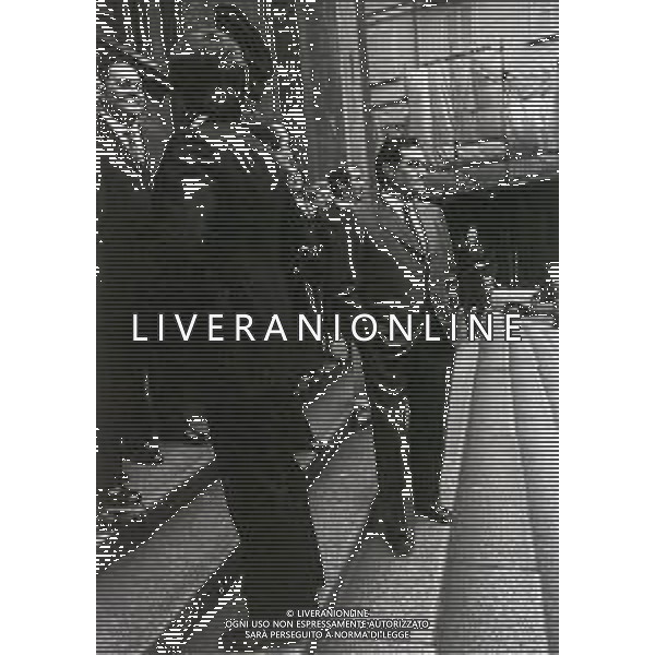 RETROSPETTIVA PADRE ELIGIO PSEUDONIMO DI PADRE ANGELO GELMINI ASSISTENTE SPIRITUALE NELLA FOTO NEREO ROCCO A UNA FUNZIONE NELL\'ANNO 1973 AG ALDO LIVERANI SAS