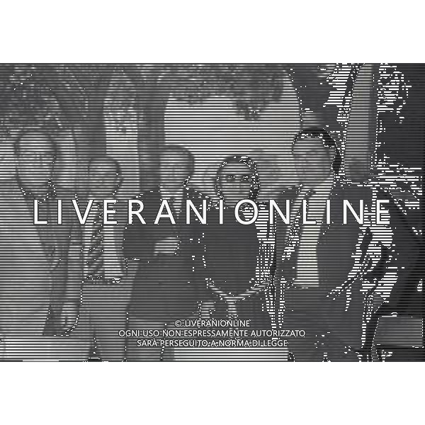 RETROSPETTIVA PADRE ELIGIO PSEUDONIMO DI PADRE ANGELO GELMINI ASSISTENTE SPIRITUALE  NELLA FOTO PADRE ELIGIO A UNA FUNZIONE NELL\'ANNO 1974 CON NEREO ROCCO E GIANNI RIVERA AG ALDO LIVERANI SAS 