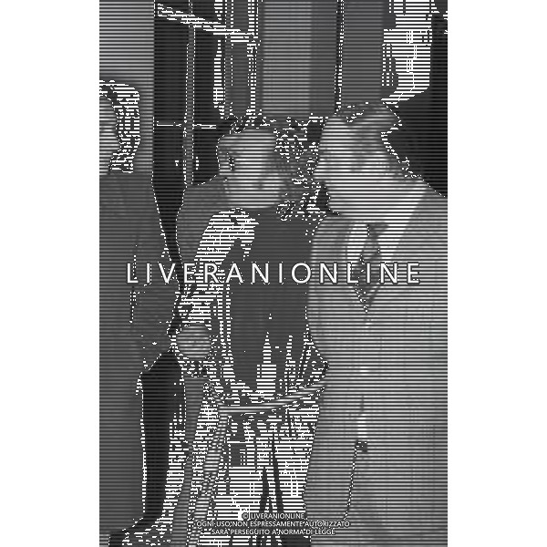 RETROSPETTIVA PADRE ELIGIO PSEUDONIMO DI PADRE ANGELO GELMINI ASSISTENTE SPIRITUALE  NELLA FOTO PADRE ELIGIO IN TRIBUNALE A MILANO PER ESSERE INTERROGATO DAL DOTT. VIOLA NELL\'ANNO 1976 AG ALDO LIVERANI SAS  