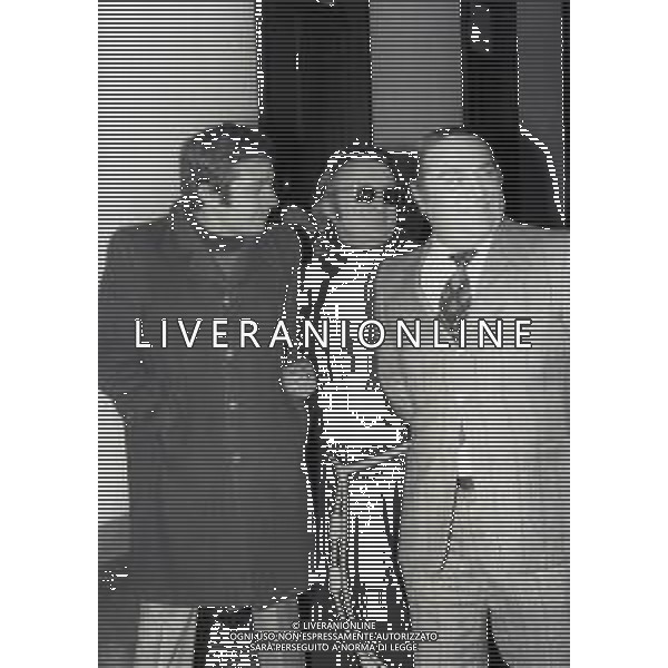 RETROSPETTIVA PADRE ELIGIO PSEUDONIMO DI PADRE ANGELO GELMINI ASSISTENTE SPIRITUALE  NELLA FOTO PADRE ELIGIO IN TRIBUNALE A MILANO PER ESSERE INTERROGATO DAL DOTT. VIOLA NELL\'ANNO 1976 AG ALDO LIVERANI SAS  