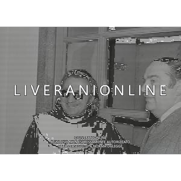 RETROSPETTIVA PADRE ELIGIO PSEUDONIMO DI PADRE ANGELO GELMINI ASSISTENTE SPIRITUALE  NELLA FOTO PADRE ELIGIO IN TRIBUNALE A MILANO PER ESSERE INTERROGATO DAL DOTT. VIOLA NELL\'ANNO 1976 AG ALDO LIVERANI SAS  