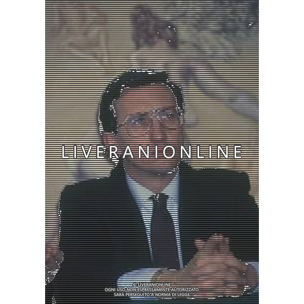 RETROSPETTIVA GIANFRANCO FINI POLITICO NELLA FOTO GIANFRANCO FINI A MILANO NELL\'ANNO 1990 AG ALDO LIVERANI SAS