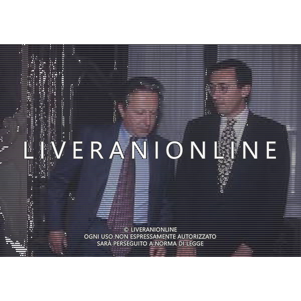 RETROSPETTIVA GIANFRANCO FINI POLITICO NELLA FOTO GIANFRANCO FINI A MILANO NELL\'ANNO 1994 CON MARIOTTO SEGNI AG ALDO LIVERANI SAS 