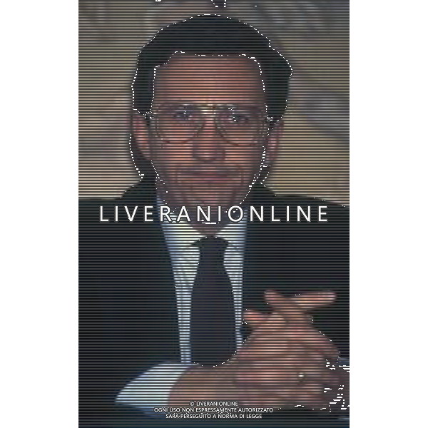 RETROSPETTIVA GIANFRANCO FINI POLITICO NELLA FOTO GIANFRANCO FINI A MILANO NELL\'ANNO 1994 AG ALDO LIVERANI SAS 