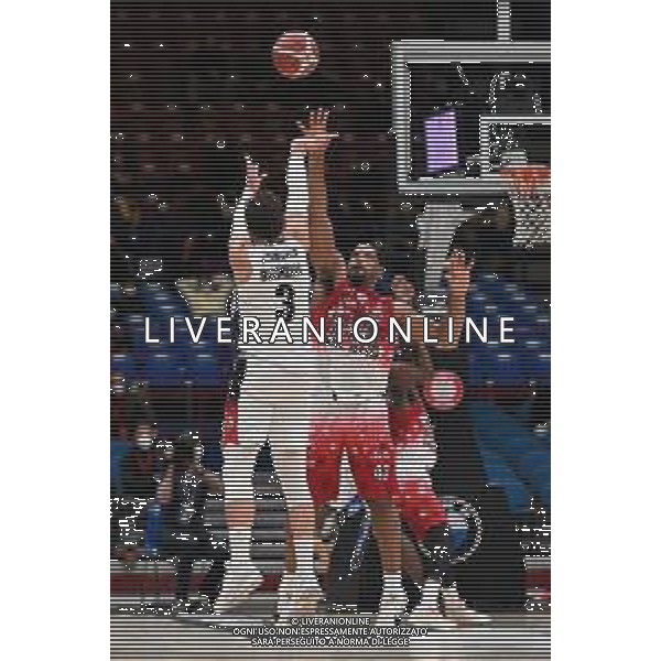 ¬© TVRG Marco Belinelli (Bologna) al tiro AX Armani Exchange Milano vs Virtus Segafredo Bologna Campionato Serie A UnipolSai - 13a giornata regular season Assago (MI) 06-01-2022 Mediolanum Forum foto Roberto Garavaglia/ag. Aldo Liverani sas/AGENZIA ALDO LIVERANI SAS