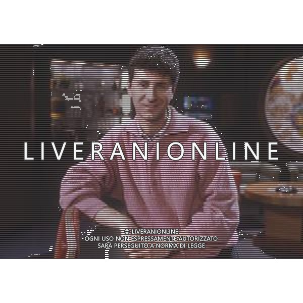 RETROSPETTIVA FABIO FAZIO CONDUTTORE TELEVISIVO - AUTORE TELEVISIVO-IMITATORE-SCRITTORE E DOPPIATORE TELEVISIVO NELLA FOTO FABIO FAZIO NELLA TRASMISSIONE TELEVISIVA“FATE IL VOSTRO GIOCO“ NELL\'ANNO 1988 AG ALDO LIVERANI SAS