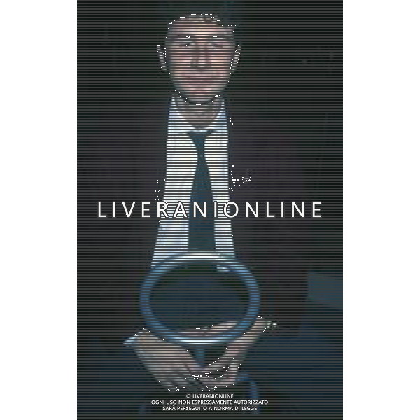 RETROSPETTIVA FABIO FAZIO CONDUTTORE TELEVISIVO - AUTORE TELEVISIVO-IMITATORE-SCRITTORE E DOPPIATORE TELEVISIVO NELLA FOTO FABIO FAZIO NELLA TRASMISSIONE TELEVISIVA“FATE IL VOSTRO GIOCO“ NELL\'ANNO 1988 AG ALDO LIVERANI SAS